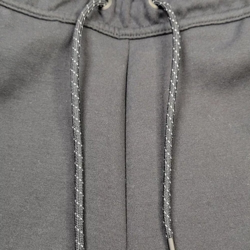 NIKE Tech Fleece Shorts Small Mens Black NSW Above The Knee . Condition … - Picture 6 of 13